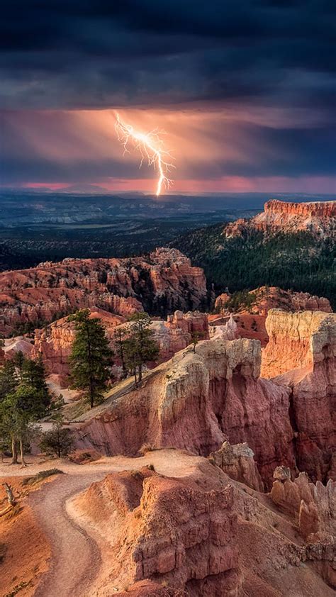 Lightning Over Bryce Canyon Utah Usa Windows 10 Spotlight Images