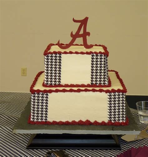 Pin By Susan Hastedt Lewis On Groom Cake Ideas In 2020 Alabama Grooms