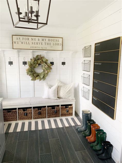16 Farmhouse Entryway Ideas To Make Your Guests Feel Welcome