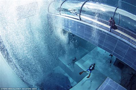 Inside Worlds Deepest Thermal Water Pool Daily Mail Online