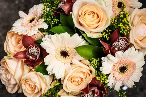 A Haute Florist Bouquet From Prestige Flowers Mandy Charlton