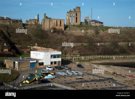 Tynemouth Sailing Club And Castle Stock Photo Alamy