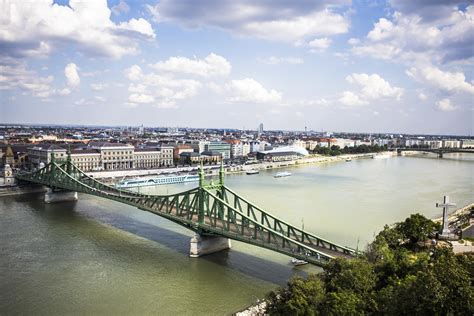 Olvasson utazói értékeléseket, tekintse meg a hiteles fényképeket, és foglalja le szállását a tripadvisoron. Gellért-hegy - funiQ
