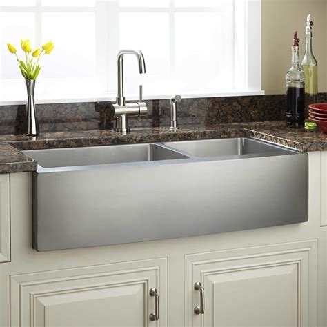 Kitchen sinks are a very important part of the kitchen. 42" Optimum 60/40 Offset Double-Bowl Stainless Steel Farmhouse