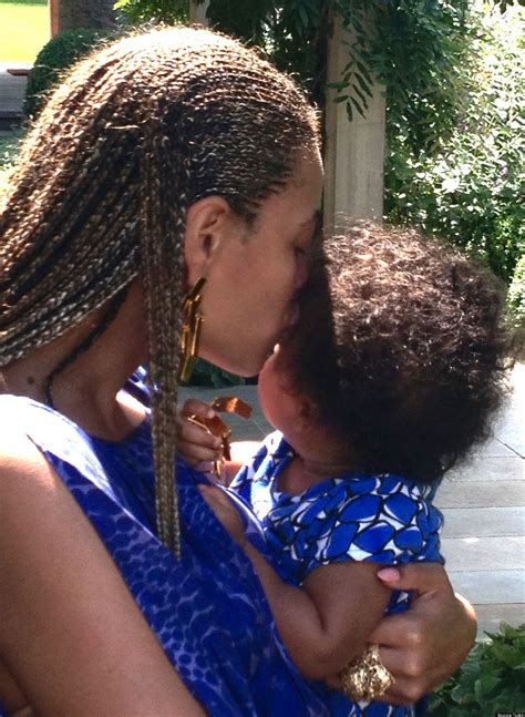 Blue Ivys Getting A Sibling Heres Some Big Sister Advice For Beyonce