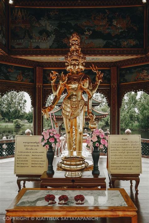 พระตรีมูรติในประเทศไทยในยุคปัจจุบัน เชื่อมโยงไปครั้งสมัยสงครามโลกครั้งที่ 2 พระตรีมูรติเป็นเทพผู้อารักขาวังเพ็ชรบูรณ์ (เพชรบูรณ์) ของ. พระตรีมูรติ ศาลารามเกียรติ์ เมืองโบราณ ถนนสุขุมวิท ตำบลบาง ...