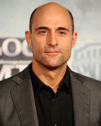 Mark strong (born marco giuseppe salussolia; Who is Mark Strong? British Actor. - Stunmore
