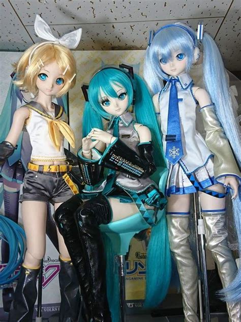 Pin By ♡⸝⸝ 𝐖𝐚𝐫𝐂𝐫𝐢𝐦𝐞𝐬𝐖𝐢𝐭 On ♡ Ball Jointed Dolls ♡ Hatsune Miku Doll Cute Dolls Anime Dolls