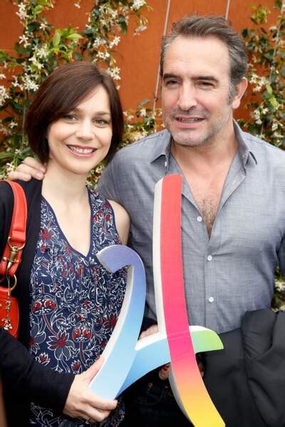 Jean dujardin et nathalie péchalat vivent une belle histoire. Jean Dujardin et Nathalie Péchalat : retour en images sur leur histoire d'amour - Femme Actuelle