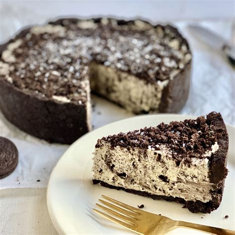 Easy No Bake Oreo Cheesecake Recipe