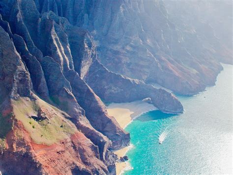 The Best Aerial Views of Hawaii - Condé Nast Traveler
