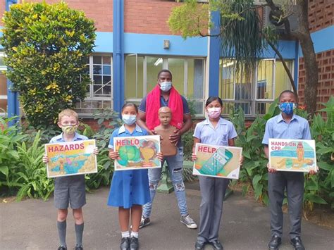 Senior Primary Enjoys Visit From Nsri South Coast Herald