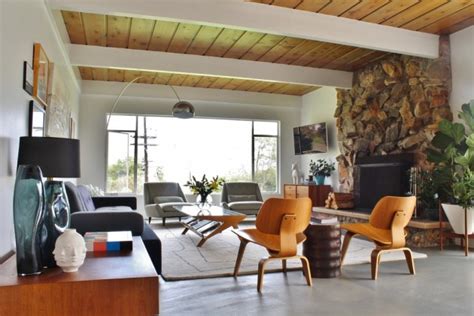 15 Elegant Mid Century Living Room Designs That Will Bring You Back To