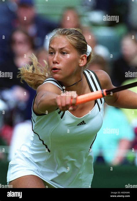 Anna Kournikova Wimbledon 1999 22 June 1999 Stock Photo Alamy