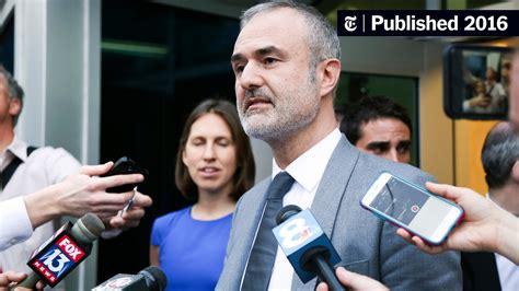 Gawker Filing For Bankruptcy After Hulk Hogan Suit Is For Sale The