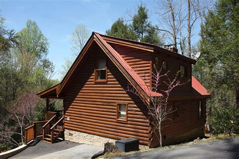 We did not find results for: Bear's Den Cabin in Gatlinburg w/ 2 BR (Sleeps6)