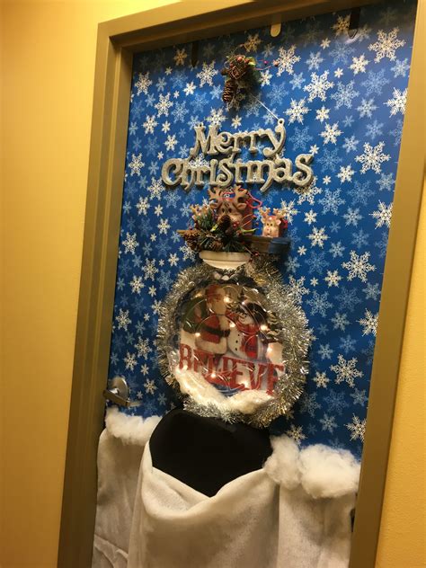 Snow Globe Christmas Door Decorations Christmas Door Decorating