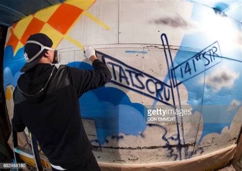 Bronx Graffiti Photos And Premium High Res Pictures Getty Images