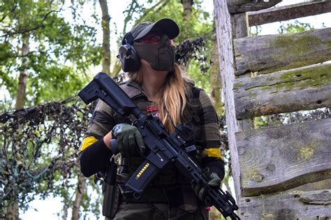 Womens Airsoft Kit Feature Protective Gear Femme Fatale Airsoft