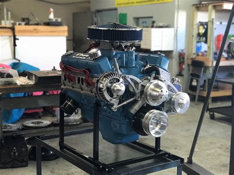 360 Ci Chrysler Crate Engine With 475 Hp