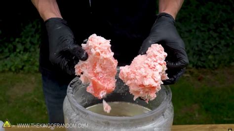Squirting Superglue Into A Borax Solution Causes Quite A Reaction