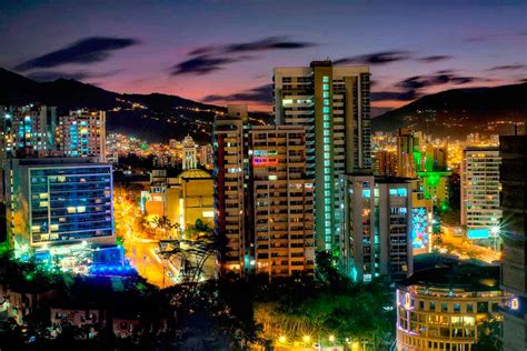 Ven A Disfrutar El Mejor Tour Nocturno En Medellín ¡un Destino Increíble