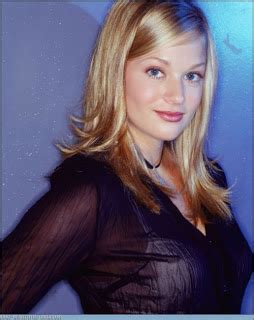 New Celebrity Pictures Sexy A J Cook Pictures