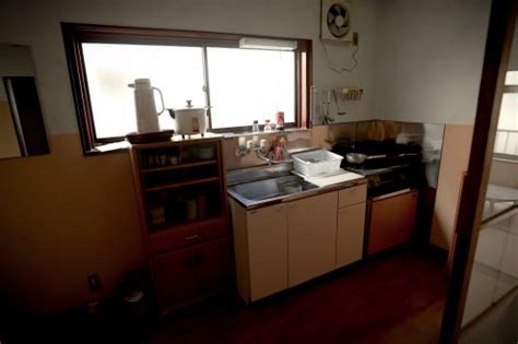 昏き宮殿の死者の王（唐崎(漫画) / 槻影(原作) / メロントマリ(キャラクター原案)）が無料で読める!病に苦しみ、命を落とした少年・エンドは死霊魔術師【ネクロマンサー】の力により、最下級アンデッドとなる。 生前より自由な肉体を手に入れた. 昭和レトロアパートスタジオ｜1棟貸し･貸切・和室･キッチン ...