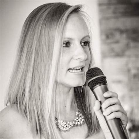 Aukko tuntia tänään varten santander consumer bank ag. Melanie Miska - Product Manager Credit - Santander | XING