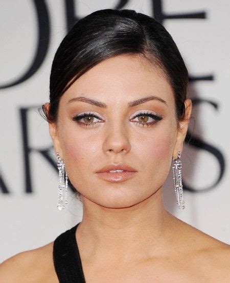 Mila Kunis In 2023 Celebrity Makeup Red Carpet Makeup Mila Kunis Makeup