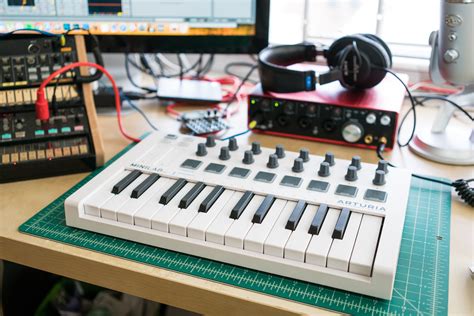 Are you looking for the best midi keyboard for your home or pro studio? ⋆ The best MIDI keyboard controller for beginners ⋆ New ...