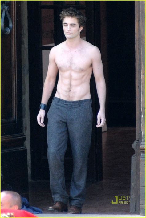 Robert Pattinson New Moon Shirtless Photo 1948911 Kristen Stewart Robert Pattinson