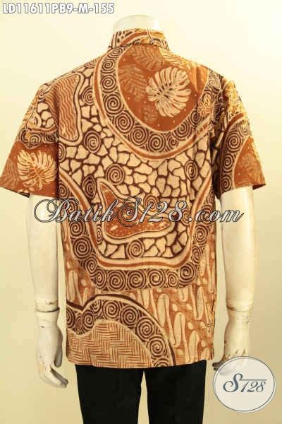 Untuk baju tersedia warna putih dan pramuka. Baju Kemeja Batik Halus Motif Elegan Warna Berkelas ...