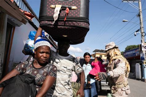 Border Shutdown Forces Haitians To Leave Dominican Republic Fmt