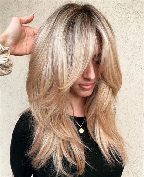 50 Cute And Effortless Long Layered Haircuts With Bangs In 2020
