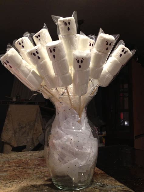 Marshmallow Ghost Bouquet Perfect For A Halloween Party Festa
