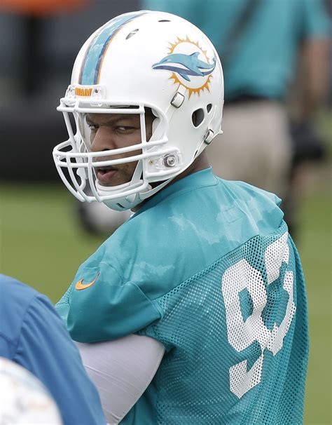 #93 SUH MIAMI DOLPHINS TRANING CAMP | Miami dolphins, Football helmets, Dolphins