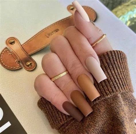 15 Manicuras café para ese toque classy que te encanta Manicura de