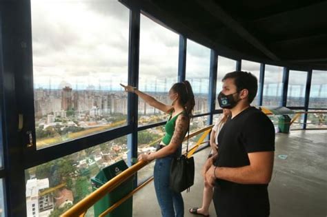 Torre Panorâmica de Curitiba comemora os 30 anos Sabe quantas pessoas