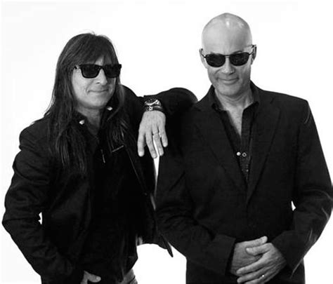 61 (born nov 11th, 1959). JAF & Barilari, Dos de las mejores voces del rock ...