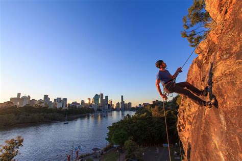 Sunset Abseiling At The Kangaroo Point Cliffs 2 Hours Brisbane