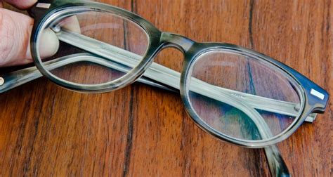 How To Choose Eyeglass Frame Colors Our Everyday Life