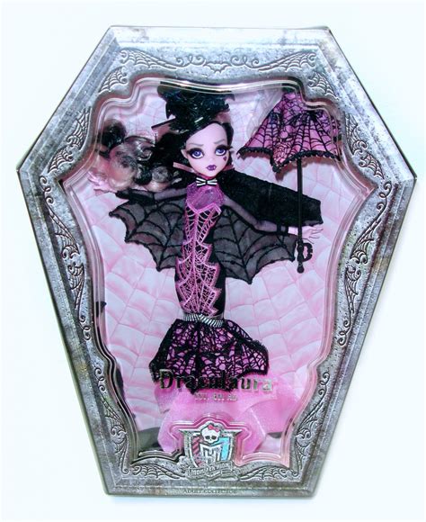 Monster High Adult Collector Draculaura Victorian Vampire Fashion Doll