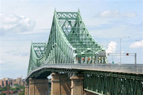 Jacques Cartier Bridge — Stock Photo © Citylights 12143189