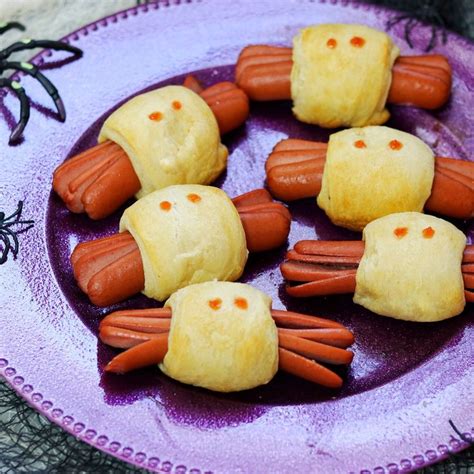 23 Halloween Dinner And Appetizer Ideas That Are A Total Scream Easy