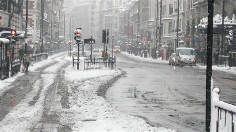 8 Cool Things To Do When It Snows In London Snow Days In London