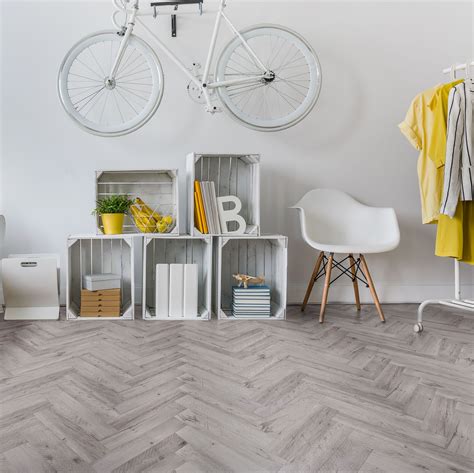 White Natural Oak Effect Waterproof Luxury Vinyl Click Flooring 125m²