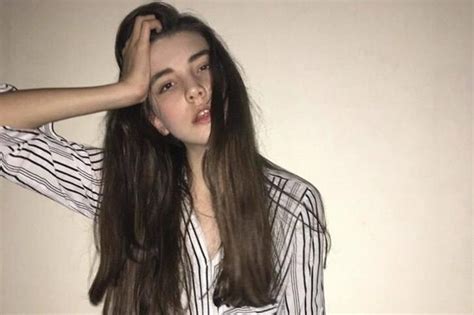 teenage model who died after ‘gruelling 12 hour fashion show was earning just £6 30 a day the