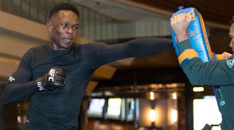 Israel Adesanya Paulo Costa Put Undefeated Records On The Line In Ufc