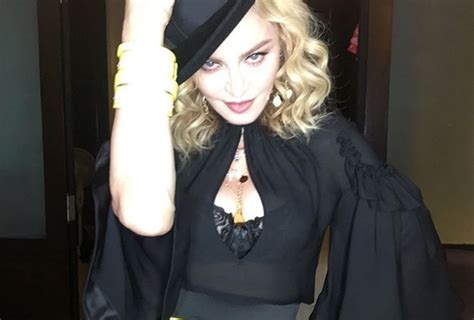 Madonna Comparte Fotograf As Completamente Desnuda